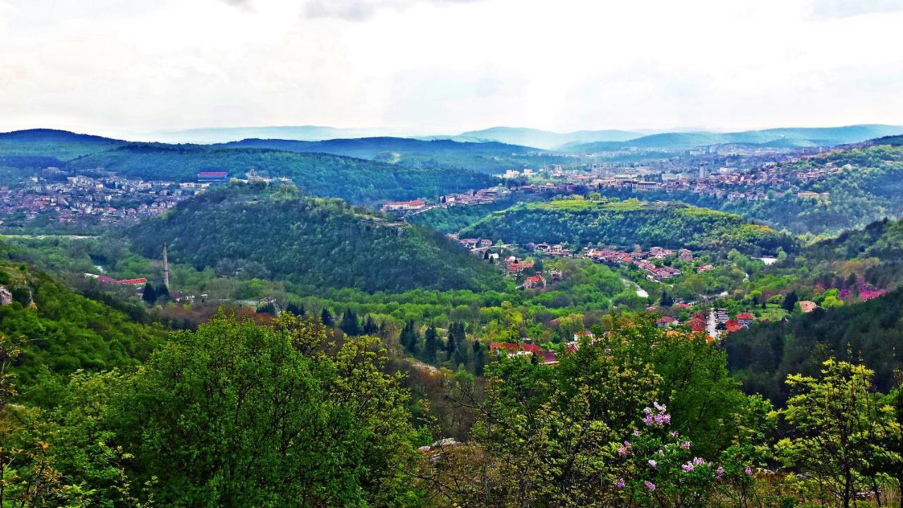 Trendy Inn Veliko Tarnovo Exterior photo